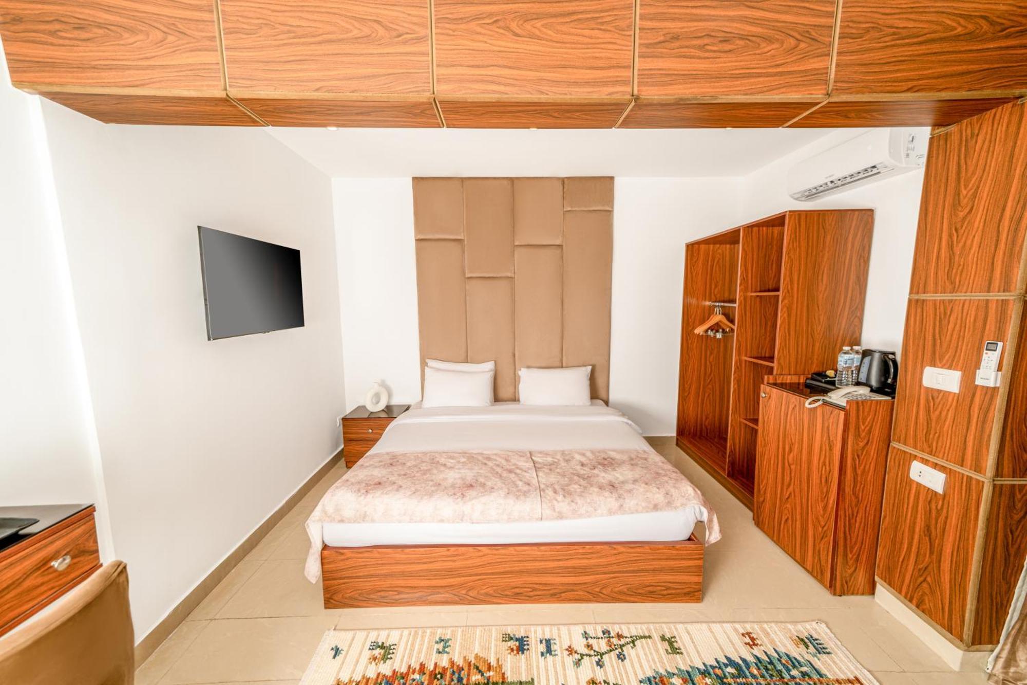 King Pyramids View Hotel Kafrat al Jabal Экстерьер фото